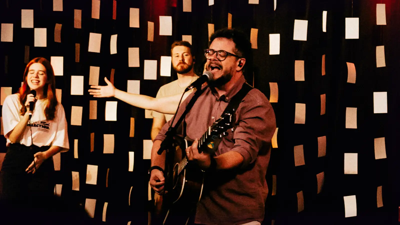 Imagem da matéria: Carlinhos Falsetti apresenta «Canto y Bailo», novo single do projeto Alabanza